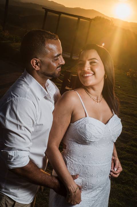 Pre wedding de Marcela e Guilherme no Parque Estadual do Ibitipoca e em Juiz de Fora, ao ar livre e ao pôr do sol'