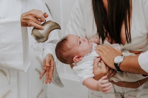 Batizado em Niterói na Igreja Histórica de São Francisco Xavier - Fotógrafa Renata Rocha'