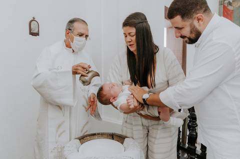 Batizado em Niterói na Igreja Histórica de São Francisco Xavier - Fotógrafa Renata Rocha'
