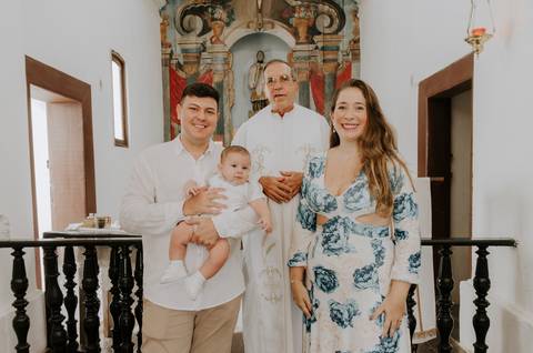 Batizado em Niterói na Igreja Histórica de São Francisco Xavier - Fotógrafa Renata Rocha'