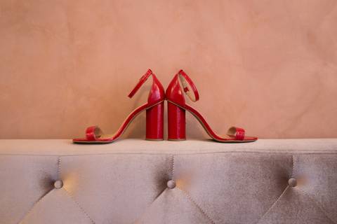 Sapato vermelho da noiva '