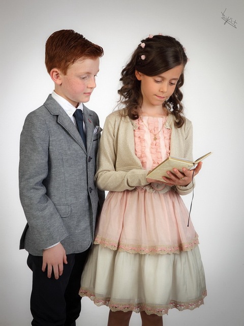 fotografia de estúdio meninos de comunhão'