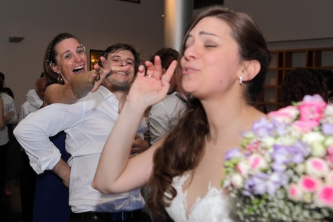 noiva com ramo-olival'