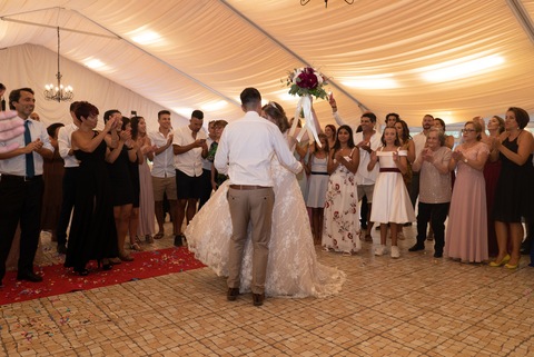 Dança dos noivos Bruna e David na Quinta dos Pinheiros em Quarteira'