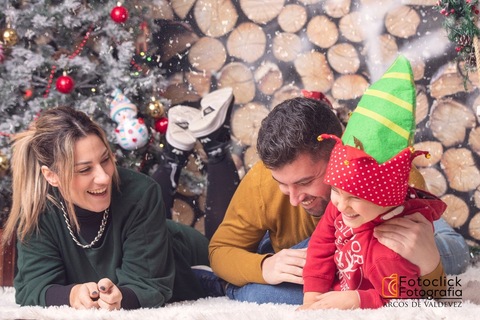 Sessão fotográfica de natal em família. Sessão fotográfica de família. Sessão fotográfica temática.'