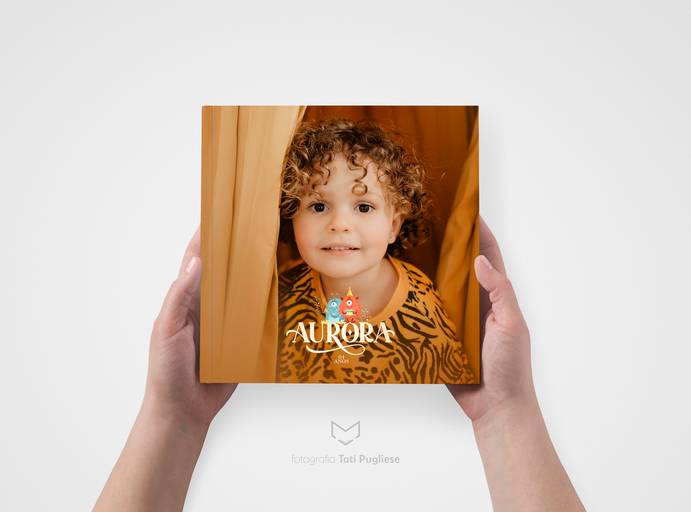 festa-infantil-album-fotografico-tati-pugliese-capa-identidade-visual