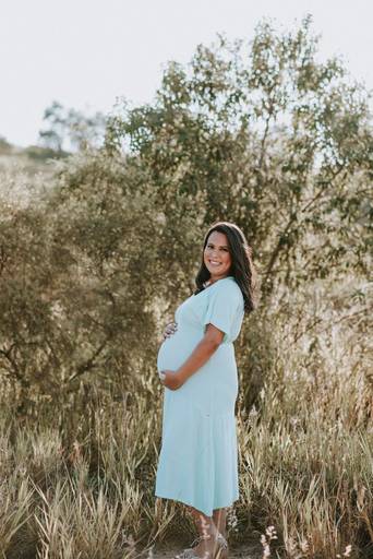 Amanda à espera da Cecília ♥