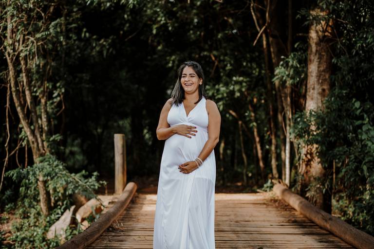 Jéssica à espera da Heloísa ♥