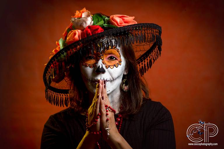 catrinas con sombrero y maquillaje para día de muertos
