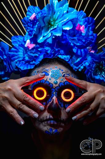 maquillaje color azul para catrinas y luces, catrinas mexicanas