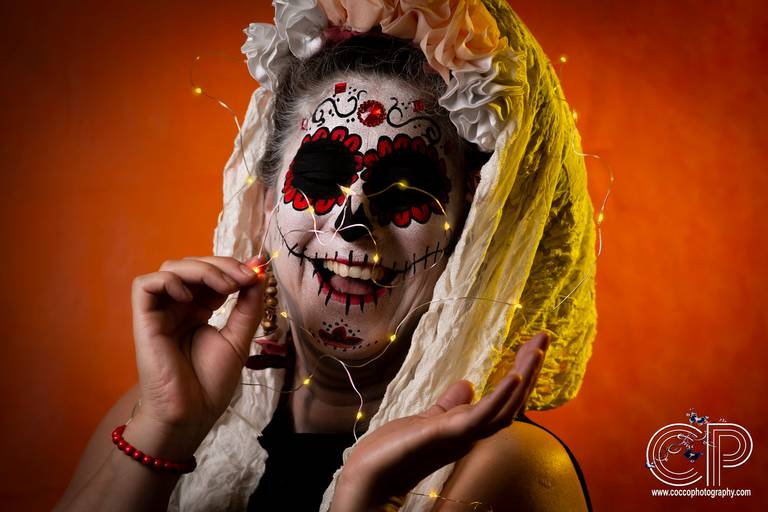 catrina divertida para sesión de fotos