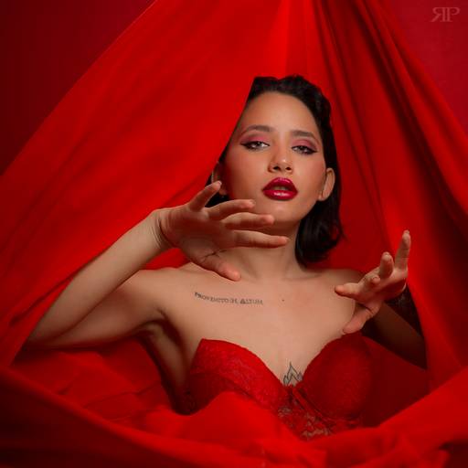 Sesion de fotos sesy en rosario, fotografia de modelos proyecto rojo