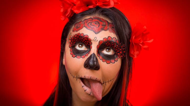 maquillaje de catrina, catrina mexicana, sesión de fotos en rosario, sesiones de fotos, book de fotos, body painting, estudio fotográfico, maquillaje artístico, catrinas, 