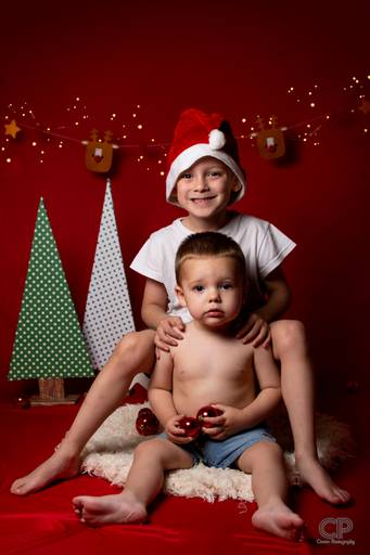 fotografia de navidad en estudio color rojo, fotos de navidad