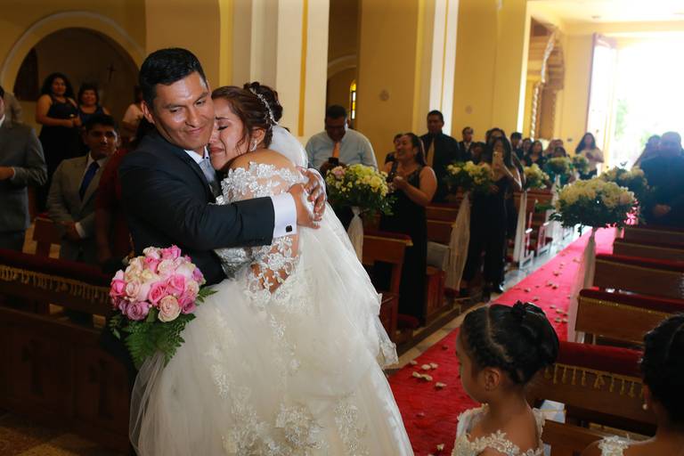 la emoción de llegar al Altar