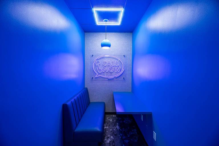 They are professional interior photographs made to give the real feeling of being inside the project. All thought to create desire in the work done by the architects. Magic Lens Photo Media. cowork space