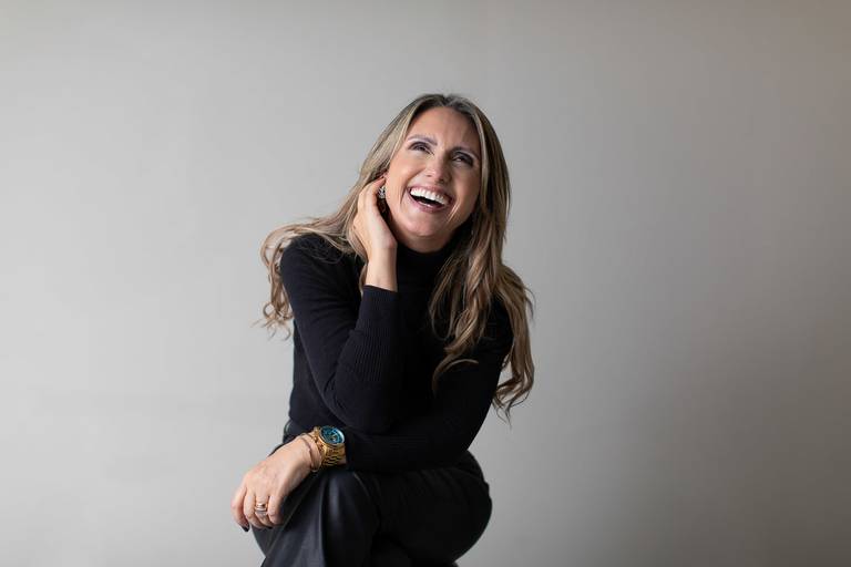 Corporate Portrait Magic Lens Photomedia female