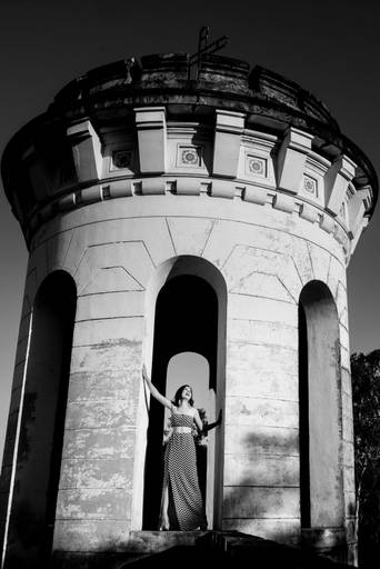 Maia en su sesión pre 15 en el Castillo Carlota Palmerolla de Areguá
