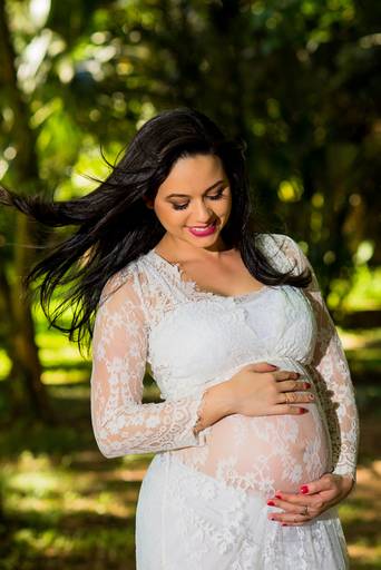 ensaio de gestante, silhueta gestante, fotos de gestante externo, ensaio fotografico no amanhecer, ensaio no entardecer, ensaio de gestante com irmão, ensaio de gestante com familia, gestante loira, gestante feliz e linda.