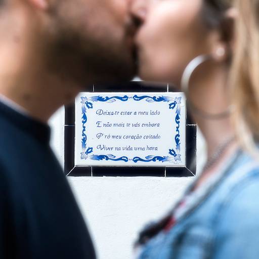 Fotos divertidas de casal ,destination wedding_Portugal,melhores fotografos de casamento Lisboa,casamentos exclusivos