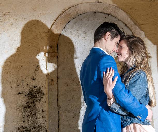 Fotos divertidas de casal ,destination wedding_Portugal,melhores fotografos de casamento Lisboa,casamentos exclusivos