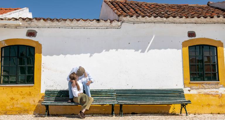 Fotos descontraídas de casal,destination wedding_Portugal,melhores fotografos de casamento Lisboa,casamentos exclusivos