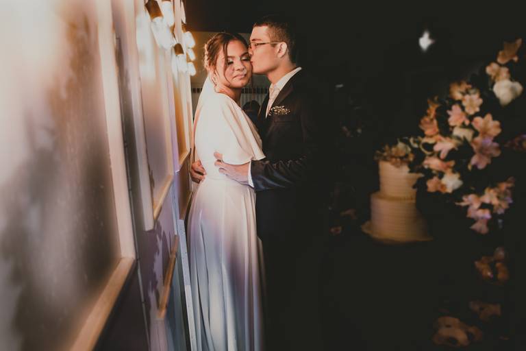 O verdadeiro amor nunca se desgasta. Quanto mais se dá mais se tem.

Antoine de Saint-Exupéry