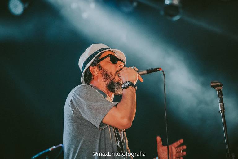 Jorge dü Peixe,
Nação Zumbi
chico science
musicos