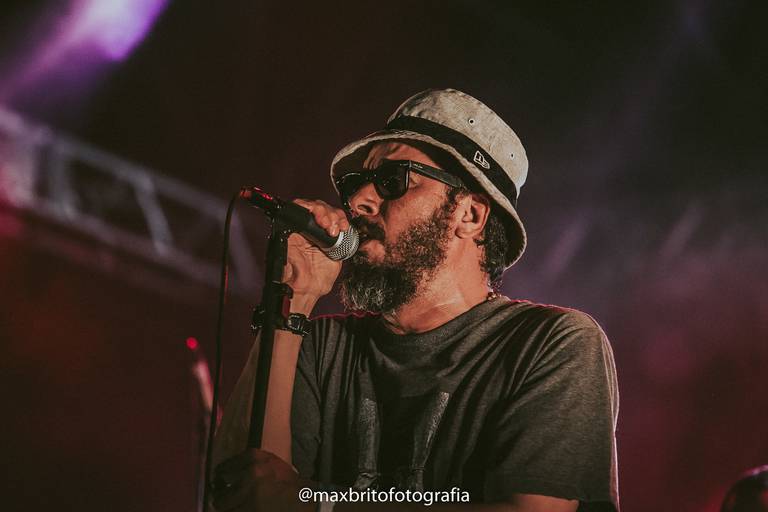 Jorge dü Peixe,
Nação Zumbi
chico science
musicos