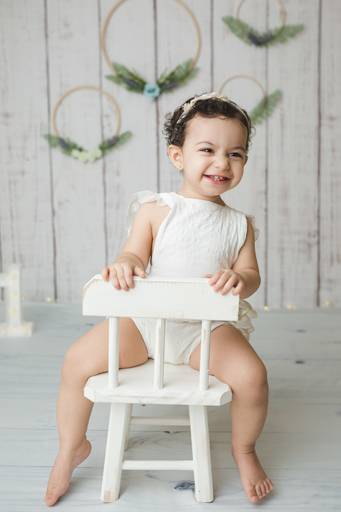 Ensaio de acompanhamento 9 meses menina clean