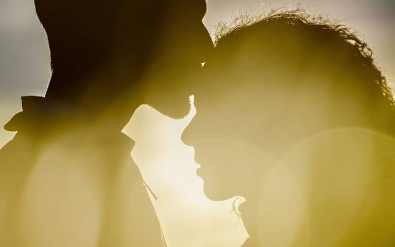 fotos-sessao-love-story-engagement-session-Luisa-Andre-fotografo-casamento-vila-verde-braga-portugal-foto-felicidade-campo-animais-noivos-piquenique-ponei-momentos-eternidade-passeio-bicicleta-trator-fotografias-2018