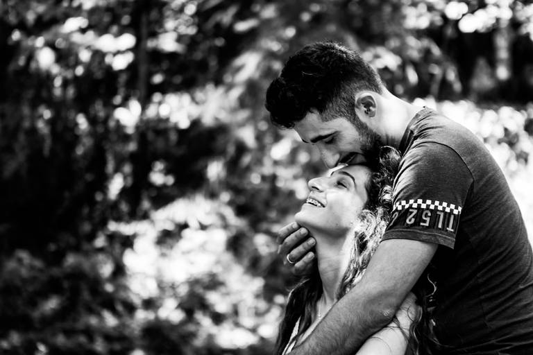 fotos-sessao-love-story-engagement-session-Raquel-Jorge-fotografo-casamento-vila-verde-braga-portugal-foto-felicidade-campo-animais-noivos-natureza-rio-praia-momentos-paisagens-incriveis-passeio-fotografias-2019