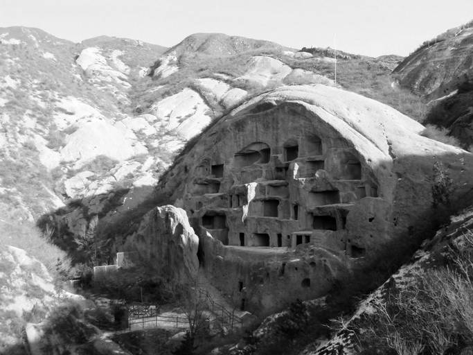 cristina syono
foto-arte-psicoterapia
minha casa é uma caverna
qual o sentido da vida?
