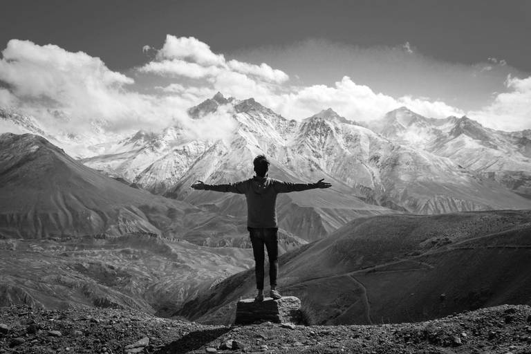 cristina syono
foto-arte-psicoterapia
Homem, símbolo da cruz
qual o sentido da vida?