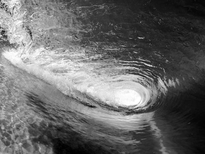 cristina syono
foto-arte-psicoterapia
afundando no redemoinho
qual o sentido da vida?