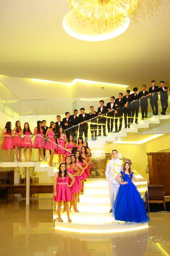 Fenix Arte Foto | Fotografia de Aniversário | Debutante | PRAIA#fenixartephoto #fenixartefoto #fotografodedebutante #festade15anos #meus15anos