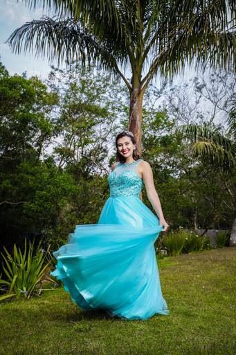 Fenix Arte Foto | Fotografia de Aniversário | Debutante | PRAIA#fenixartephoto #fenixartefoto #fotografodedebutante #festade15anos #meus15anos