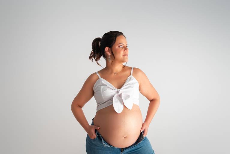 gestante, Jaboticabal, ensaio gestante elegante, ensaio gestante minimalista, ensaio gestante estúdio, ensaio foto gestante Jaboticabal, ensaio gravida