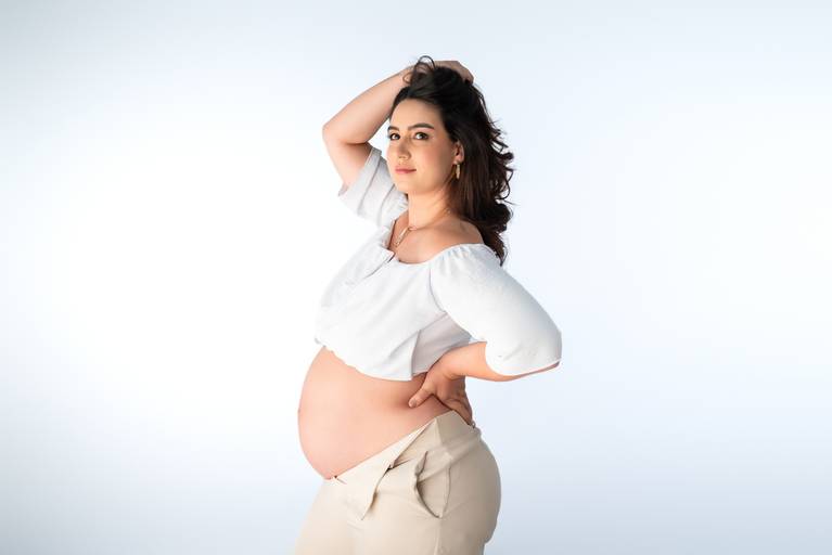 gestante, Jaboticabal, ensaio gestante elegante, ensaio gestante minimalista, ensaio gestante estúdio, ensaio foto gestante Jaboticabal, ensaio gravida