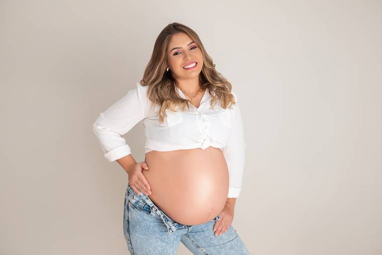 gestante, Jaboticabal, ensaio gestante elegante, ensaio gestante minimalista, ensaio gestante estúdio, ensaio foto gestante Jaboticabal, ensaio gravida