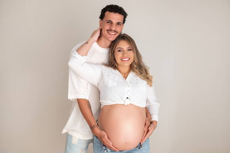 gestante, Jaboticabal, ensaio gestante elegante, ensaio gestante minimalista, ensaio gestante estúdio, ensaio foto gestante Jaboticabal, ensaio gravida
