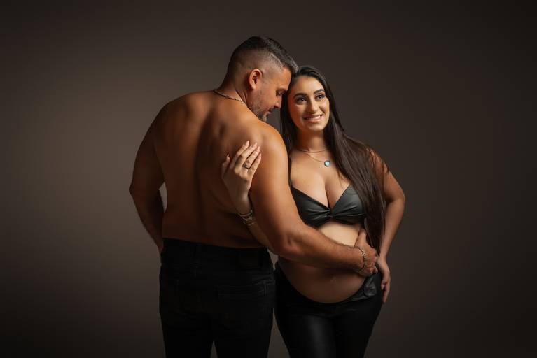 gestante, Jaboticabal, ensaio gestante elegante, ensaio gestante minimalista, ensaio gestante estúdio, ensaio foto gestante Jaboticabal, ensaio gravida