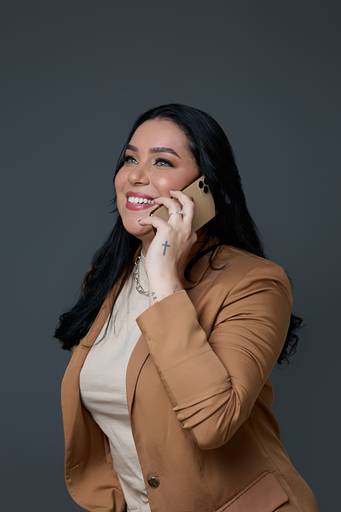 Tainá Meline - Designer de Sobrancelhas
@ tainameline