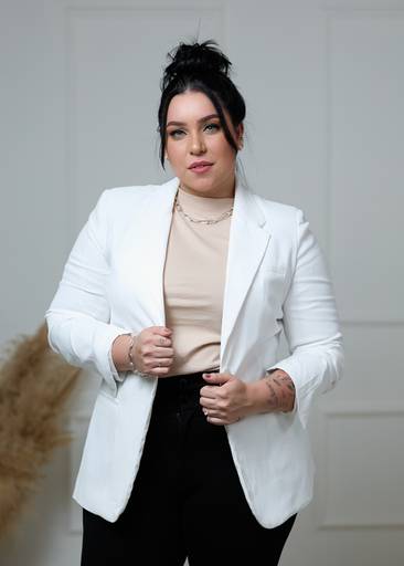 Tainá Meline - Designer de Sobrancelhas
@ tainameline