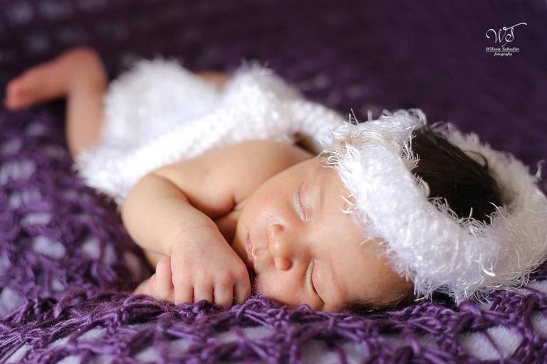 fotografia de newborn em Salvador Bahia, Manuela de anjinho
