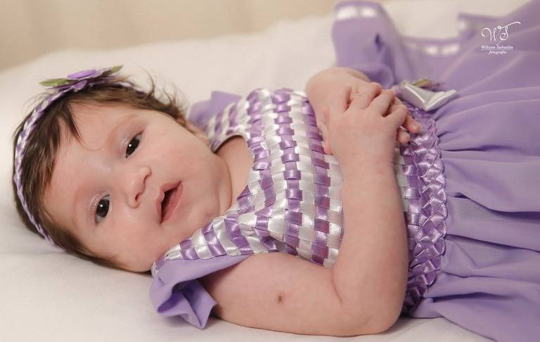 fotografia infantil em Salvador Bahia, Geovana com vestido lilás