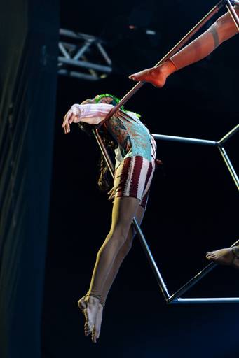 felipe-lopes-fotografia-fotografo-em-osorio-escola-de-danca-aerea-espetaculo-final-de-ano-flutua