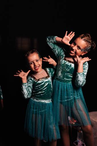 felipe-lopes-fotografia-fotografo-em-osorio-escola-de-danca-aerea-espetaculo-final-de-ano-flutua