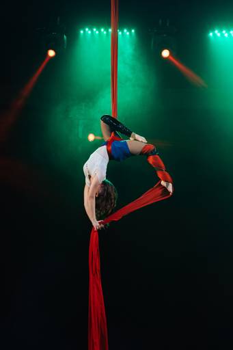 felipe-lopes-fotografia-fotografo-em-osorio-escola-de-danca-aerea-espetaculo-final-de-ano-flutua