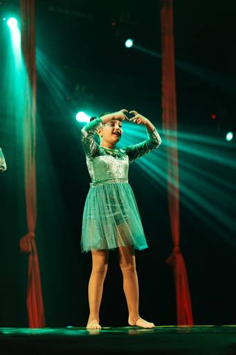 felipe-lopes-fotografia-fotografo-em-osorio-escola-de-danca-aerea-espetaculo-final-de-ano-flutua